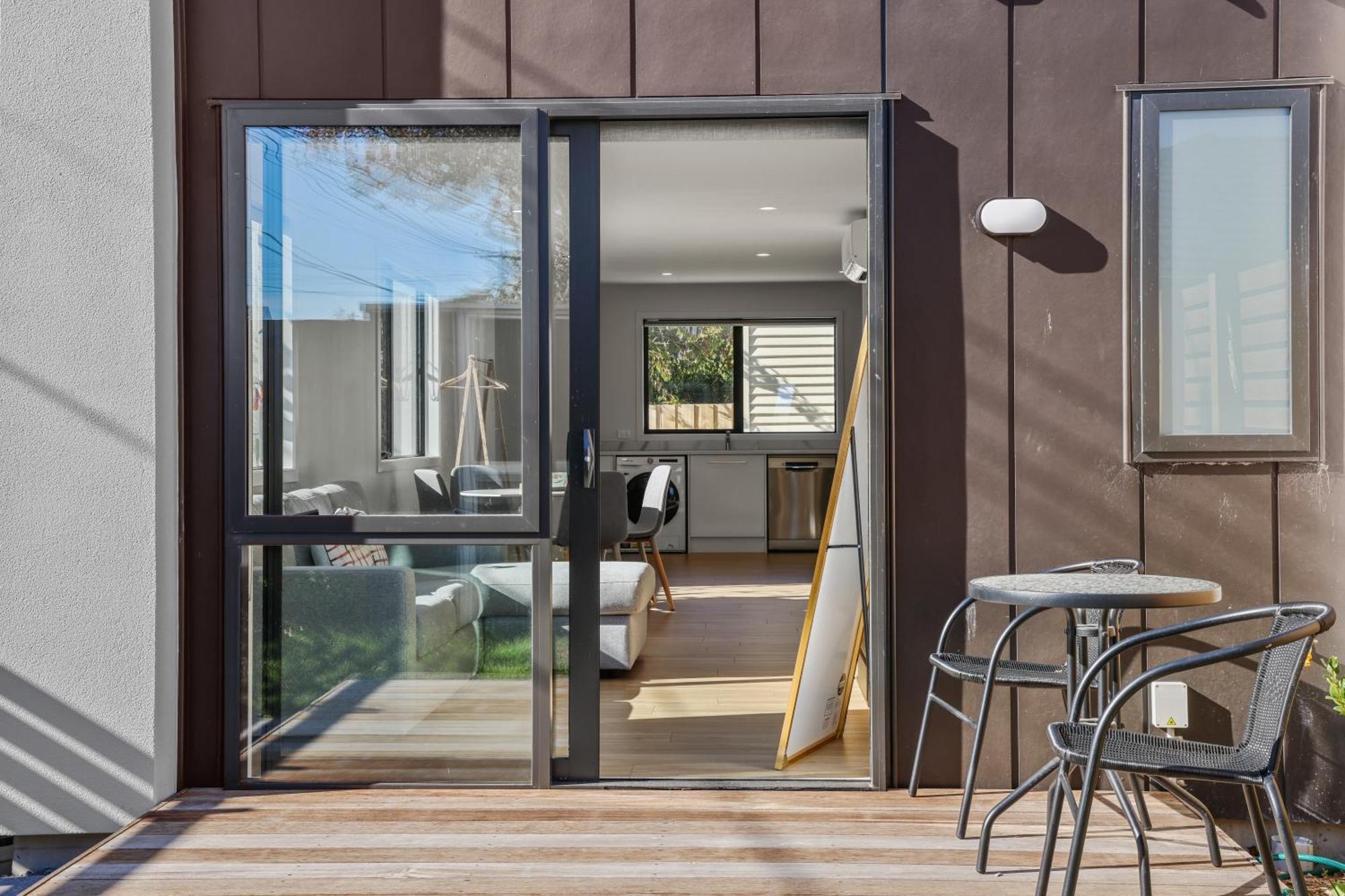 Discover A Brand New Apartment In Vibrant Chch Christchurch Kültér fotó